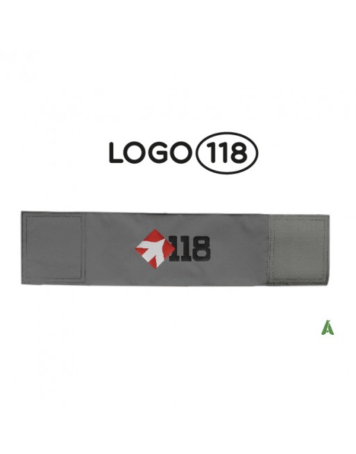 Fascia da braccio soccorso 118, su tessuto grigio rifrangente regolabile con velcro per ogni misura.