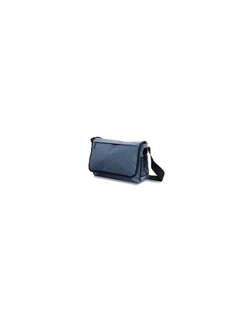 Tracolla colore blu-jeans comparto principale con zip, pattella con tasca, tasca laterale in rete, per viaggi, lavoro, sport.