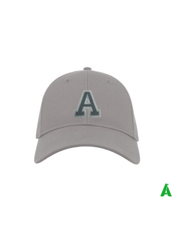 Cappello unisex grigio chiaro molto elegante, splendido tessuto mezza stagione, visiera, lettera A ricamata cucita