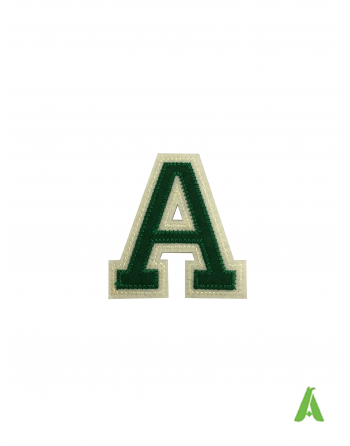 Lettera A in tessuto, per tessile abbigliamento, termoapplicabile e da cucire, altezza cm 7 , colore verde-ecru'.