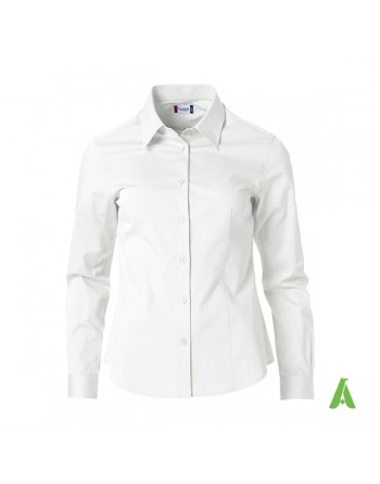 White woman shirt for office, meetings, trade shows and companies with personalized embroidery.