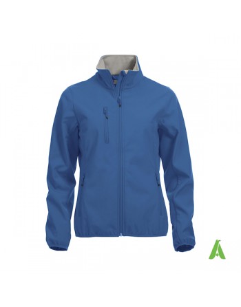 Giacca softshell donna colore royal con tessuto triplo strato, ricamo personalizzato per aziende, sport e promozionale.