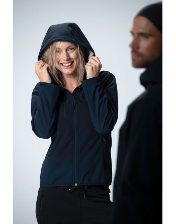 Giacca softshell da donna con cappuccio, tessuto triplo strato, ricamo personalizzato per aziende, sport e promozionale.