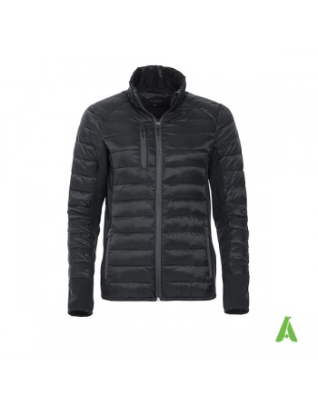 Doudoune légère pour femmes, de couleur noire, avec poches pour écouteurs et personnalisable avec patch brodé ou cousu.