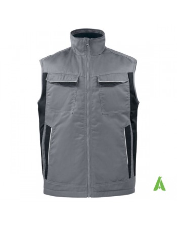 Multi-pocket padded vest...