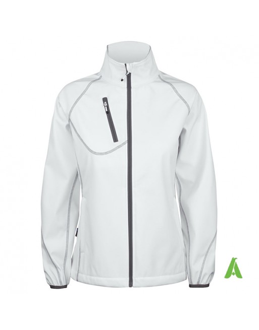 Giacca softshell per donna, triplo strato impermeabile e traspirante, con ricamo personalizzato per aziende.