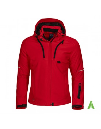 Giacca softshell rossa da donna con cappuccio, triplo strato impermeabile e traspirante per aziende e ricamo su misura.