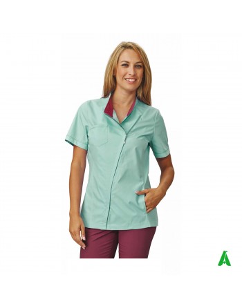 Casacca per beauty & wellness verde, personalizzabile con ricamo fino a 9 colori.