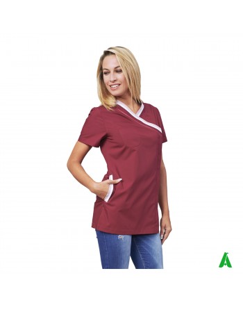 Casacca per beauty & wellness bordeaux, personalizzabile con ricamo fino a 9 colori.