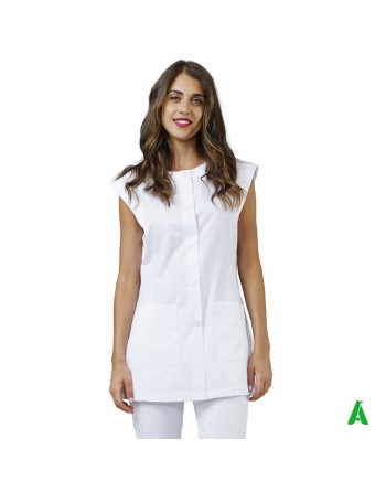 Casacca per beauty & wellness bianca, personalizzabile con ricamo fino a 9 colori.